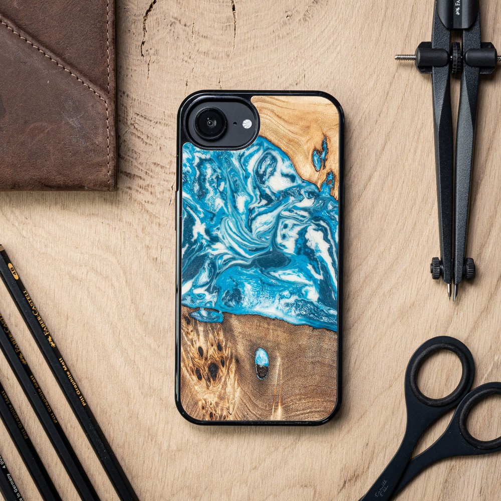 Etui Bewood Unique do iPhone 17e / 16e - Planets - Uran (3)