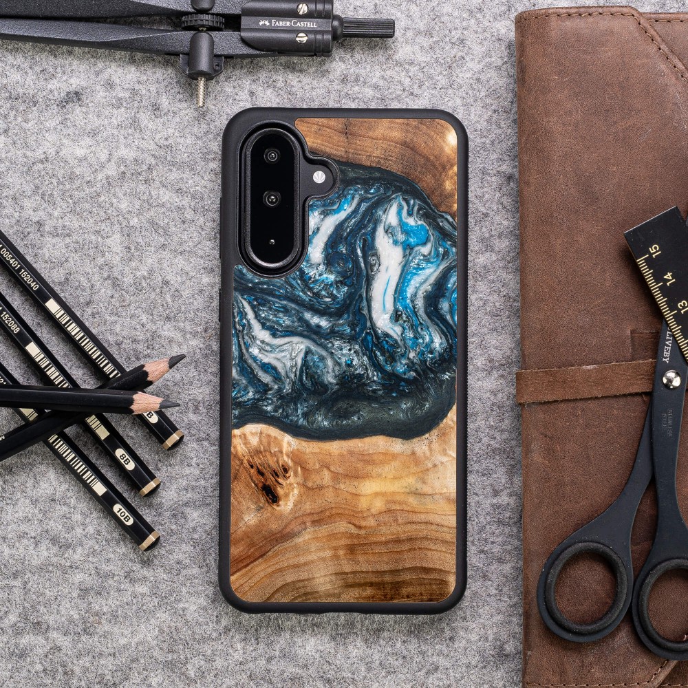 Etui Bewood Unique do Samsung Galaxy A36 5G - Planets - Ziemia (2)
