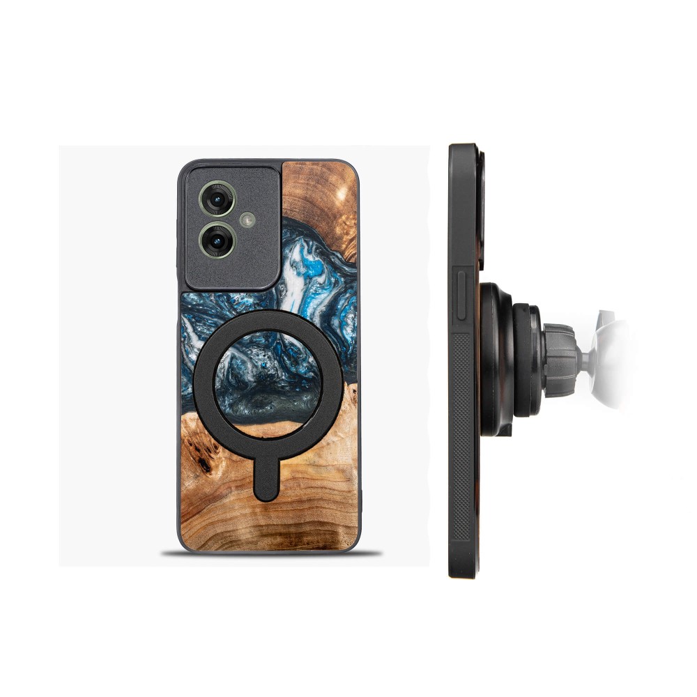 Etui Bewood Unique do Motorola G55 5G - Planets - Ziemia z MagSafe (2)