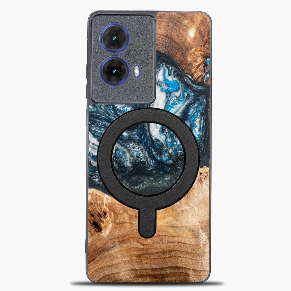 Etui Bewood Unique do Motorola G85 5G - Planets - Ziemia z MagSafe (1)