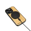 mini: Apple Bewood iPhone 14 Pro Oak Bewood Wood Case Magsafe (3)