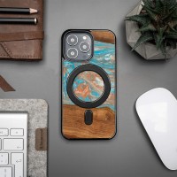 mini: Etui Bewood Unique na iPhone 13 Pro - Planets - Saturn z MagSafe (3)