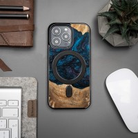 mini: Etui Bewood Unique na iPhone 13 Pro - Planets - Neptun z MagSafe (3)