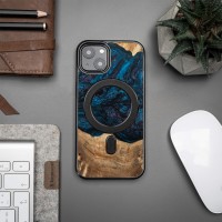 mini: Etui Bewood Unique na iPhone 13 - Planets - Neptun z MagSafe (3)