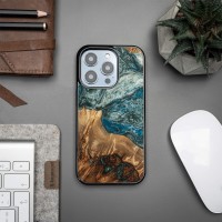mini: Etui Bewood Unique do iPhone 15 Pro - Planets - Ziemia (2)