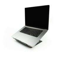 mini: Podstawka pod laptop - Bewood Laptop Riser - Black - Dąb (2)