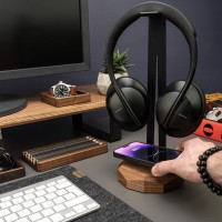 mini: Stojak na słuchawki Bewood z Ładowarką QI 15W - Black - Orzech (4)
