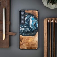 mini: Etui Bewood Unique na Samsung Galaxy S24 Plus - Planets - Ziemia (2)