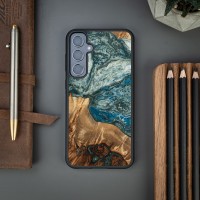 mini: Etui Bewood Unique na Samsung Galaxy S23 FE - Planets - Ziemia (11)