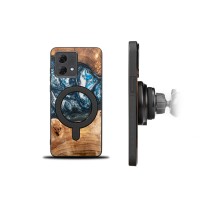 mini: Etui Bewood Unique do Motorola G84 5G - Planets - Ziemia z MagSafe (2)
