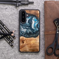 mini: Etui Bewood Unique do Samsung Galaxy A56 5G - Planets - Ziemia (2)