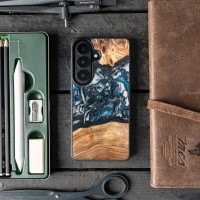 mini: Bewood Resin Case for Samsung Galaxy A37 5G - Planets - Earth (2)