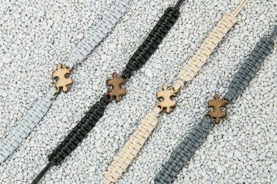 Obrazek 2 dla: Drewniana bransoletka Puzzel Merbau Pleciona