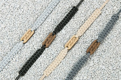 Obrazek 2 dla: Drewniana bransoletka Koordynaty Merbau Pleciona
