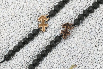 Obrazek 2 dla: Drewniana bransoletka Znak Zodiaku  Strzelec  Merbau Kamień Wulkaniczny