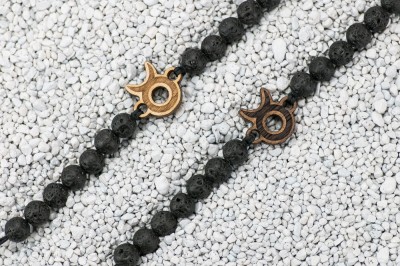 Obrazek 2 dla: Drewniana bransoletka Znak Zodiaku  Byk  Merbau Kamień Wulkaniczny