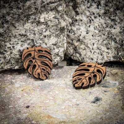 Picture 2 for: Wooden earrings MONSTERA Merbau