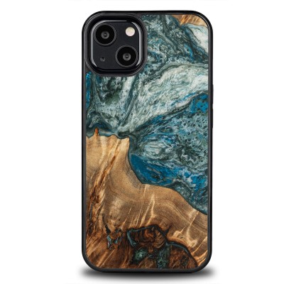 Obrazek dla: Etui Bewood Unique na iPhone 13  Planets  Ziemia