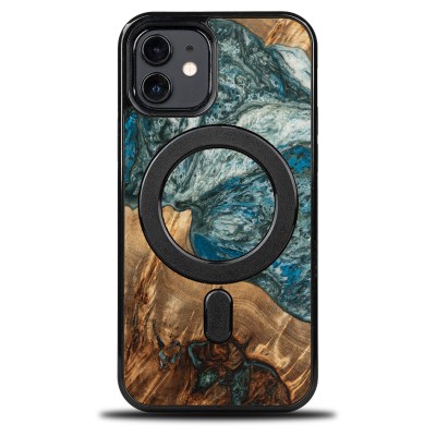 Obrazek dla: Etui Bewood Unique na iPhone 12 / 12 Pro  Planets  Ziemia z MagSafe